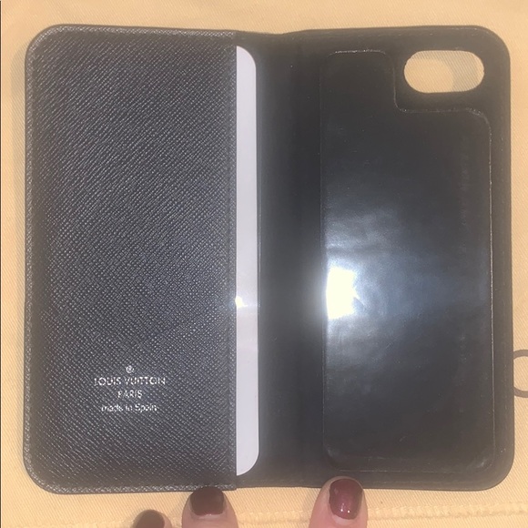 Louis Vuitton Chapman Brother Phone Case - Picture 4 of 8